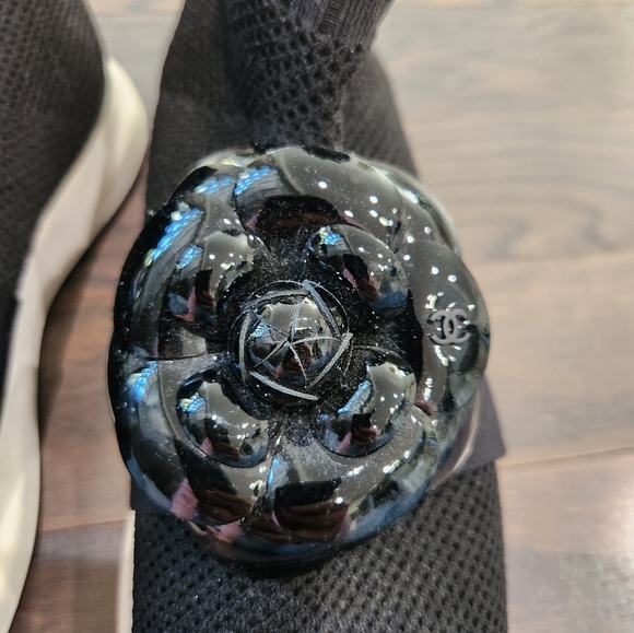 Chanel Sz40 Black Knit Sneakers - Picture 4 of 7